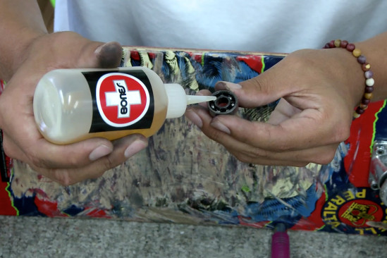 How To Clean Your Bearings
